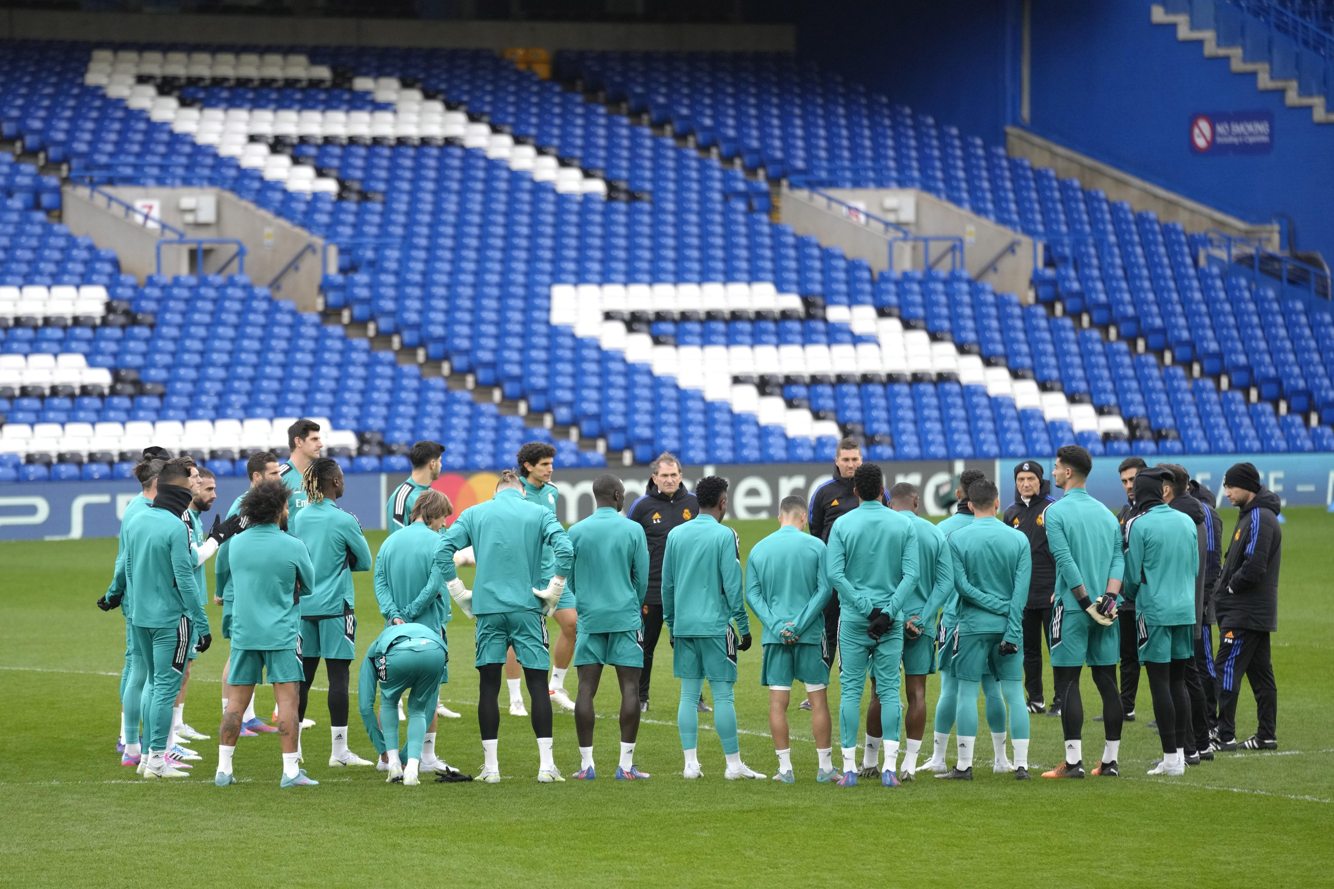 皇家马德里球员重返训练场备战欧冠赛事 皇家马德里球员重返训练场备战欧冠赛事