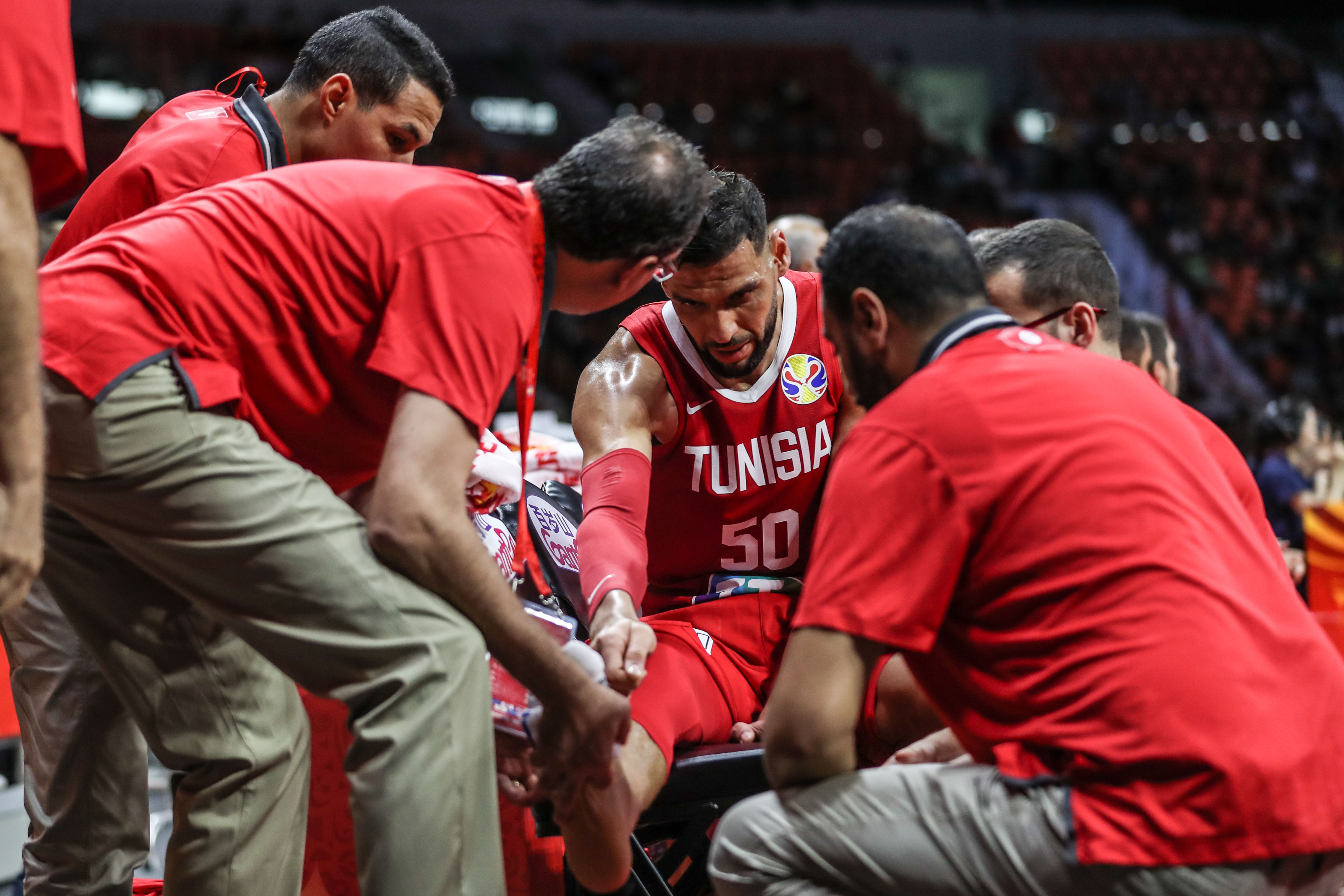 突尼斯男子篮球队喜添冠冕，战胜强手称雄