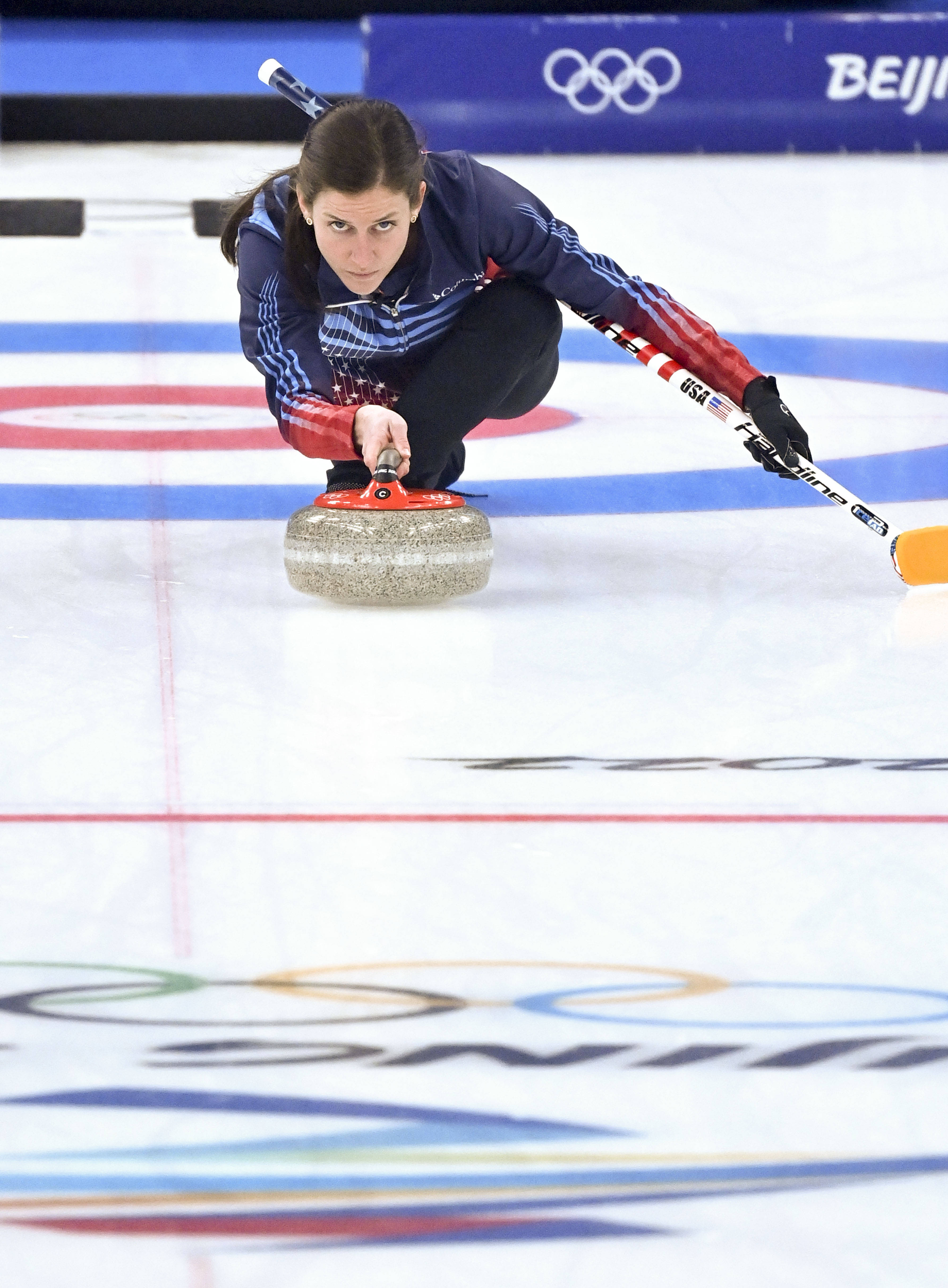 瑞士队险胜逢敌无法进,最后一球定胜负 瑞士队险胜逢敌无法进,最后一球定胜负