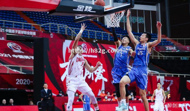 CBA选秀大会中国球员表现抢眼外援登顶状元宝座 CBA选秀大会中国球员表现抢眼外援登顶状元宝座