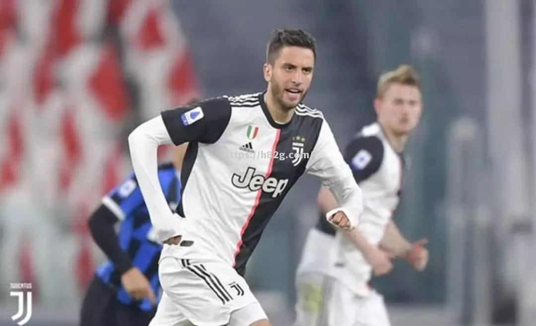 尤文图斯考虑引进拉姆塞,转会可能性增加 尤文图斯考虑引进拉姆塞,转会可能性增加