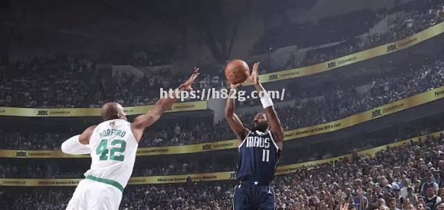 开拓者客场不敌独行侠,遭遇连败 开拓者客场不敌独行侠,遭遇连败