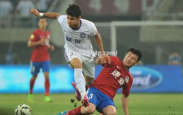 汉堡再度遭遇惨败,球队重蹈覆辙 汉堡再度遭遇惨败,球队重蹈覆辙