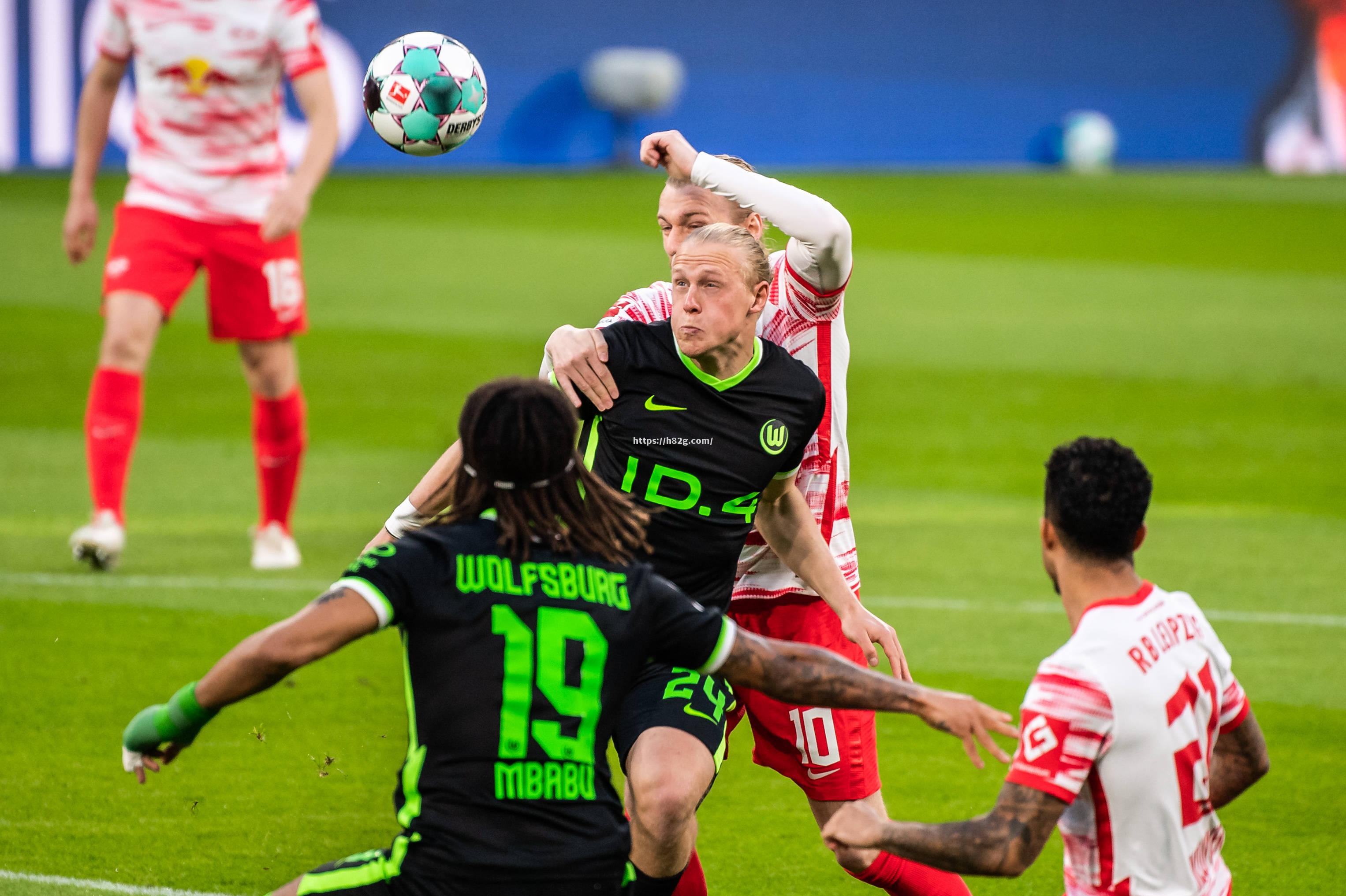 南宫娱乐-沃尔夫斯堡教练组变动,冲击德国足球巅峰