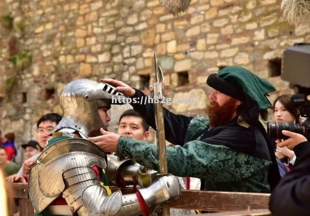 南宫娱乐-塞尔维亚铁卫被禁言，球队深夜出征