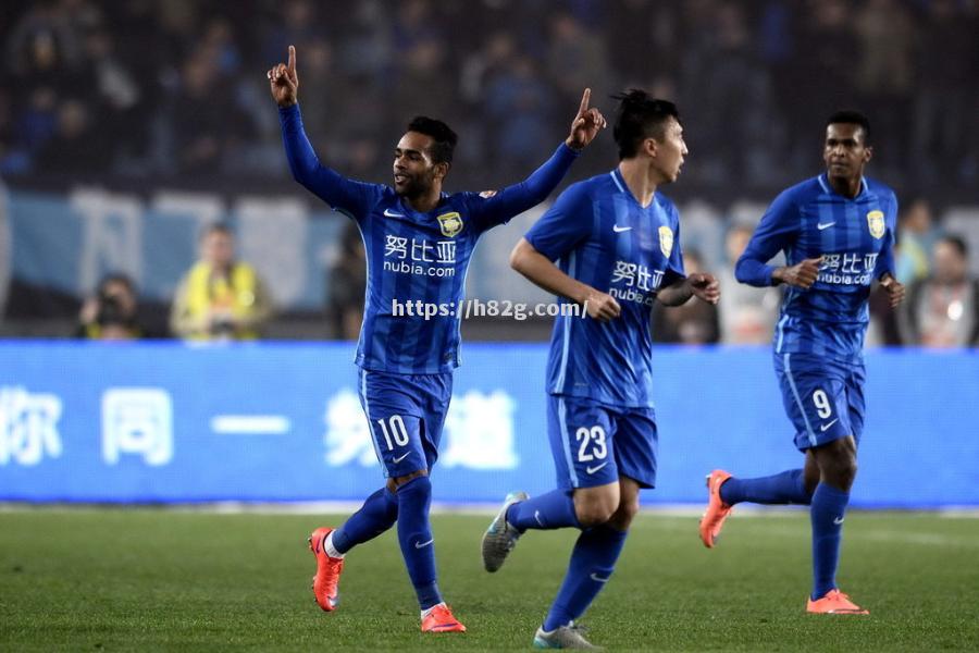 南宫娱乐-江苏苏宁主场奋力抗争，实现胜利