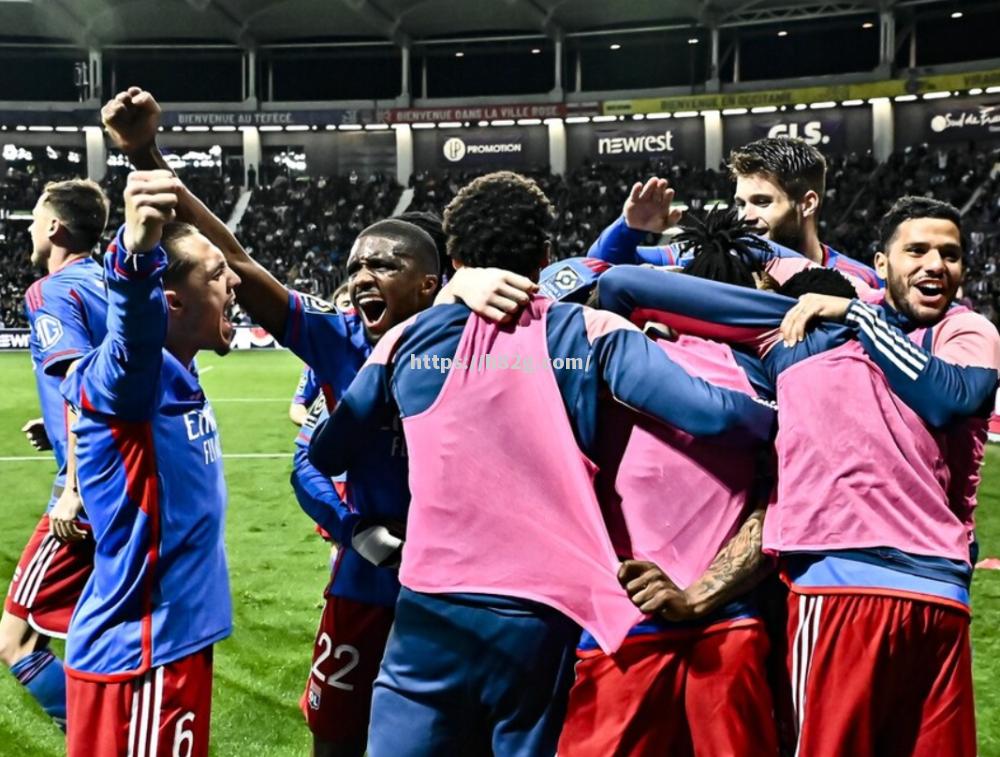 南宫娱乐-瓦拉多利德主场全取三分，冲击欧战资格区