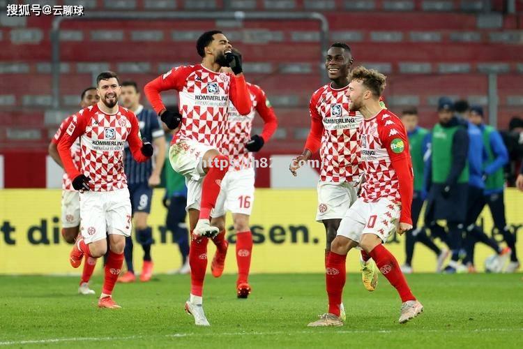 波鸿主场迎战圣保利,争取胜利 波鸿主场迎战圣保利,争取胜利