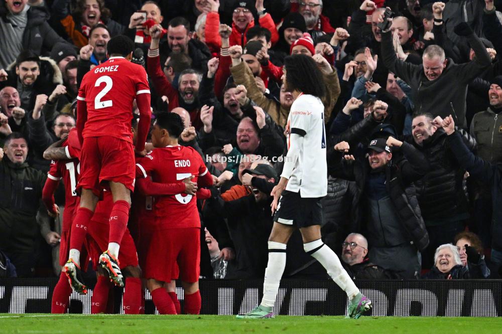 利物浦豪取胜利,继续领跑积分榜位置不变 利物浦豪取胜利,继续领跑积分榜位置不变