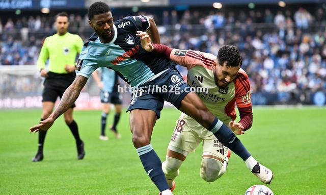 南宫娱乐-佛罗伦萨主场惨败，遭遇连败颓势