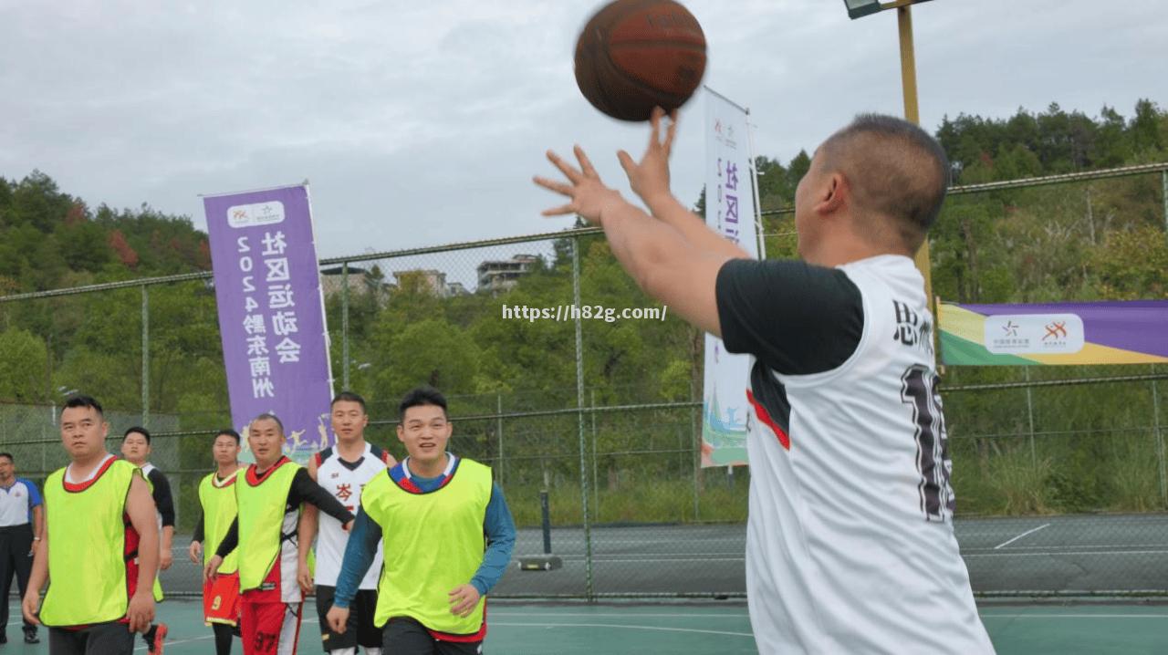 南宫娱乐-精彩纷呈，球场上的战斗正酣