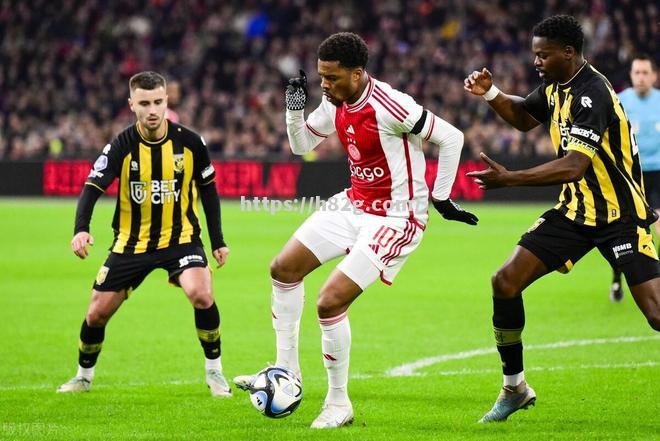南宫娱乐-阿贾克斯客场对战马赛,争夺欧冠资格