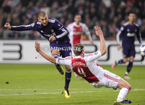 西班牙皇家马德里客场击败荷兰阿贾克斯