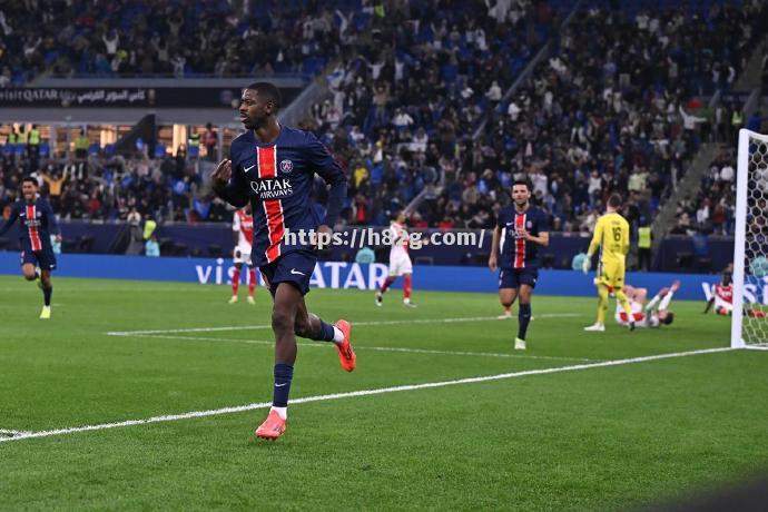南宫娱乐-巴黎圣日耳曼队大胜对手，冲向法国足球冠军