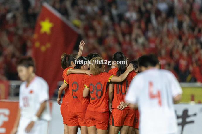 国家队绝佳表现!中国女足赢得观众们的掌声 国家队绝佳表现!中国女足赢得观众们的掌声